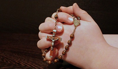 praying the rosary